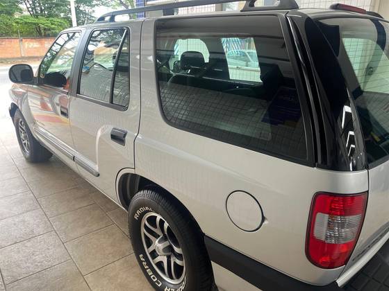 CHEVROLET BLAZER 4.3 SFI DLX 4X2 V6 12V GASOLINA 4P MANUAL CHEVROLET BLAZER 4.3 SFI DLX 4X2 V6 12V GASOLINA 4P MANUAL